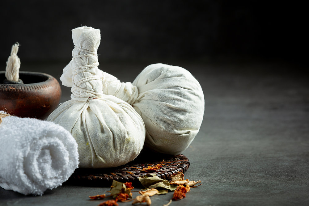 How to Make Herbal Poultices and Compresses at Home