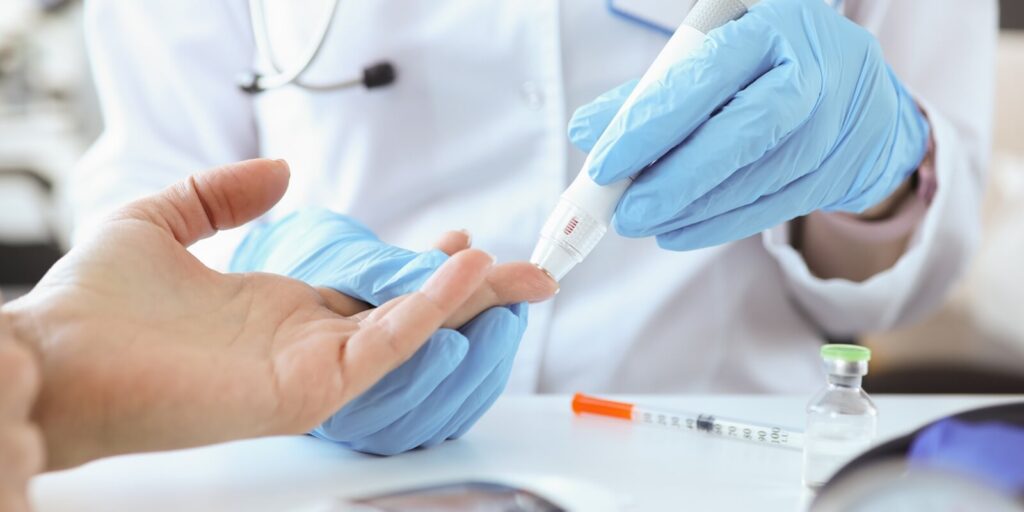 How Cholesterol Levels Influence Heart Disease Risk Across Ages