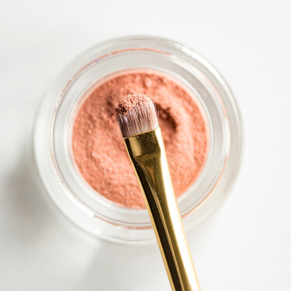 How to Make Your Own Herbal Blush + Face Powder